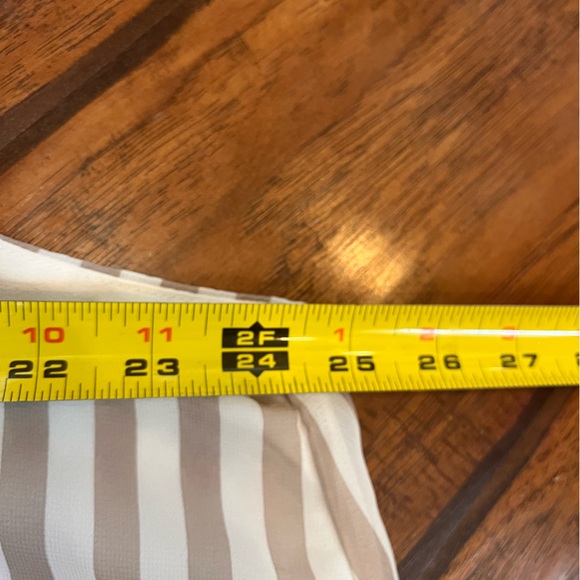 Torrid blouse womens 2X sleeveless tan white striped lined flowy light minimal - Picture 9 of 11